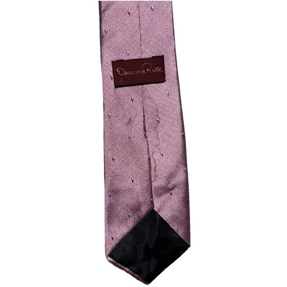 OSCAR DE LA RENTA MENS MAUVE DIAMOND PRINT 100% SILK MENS TIE 3.5 x 57.5 in - Picture 2 of 4